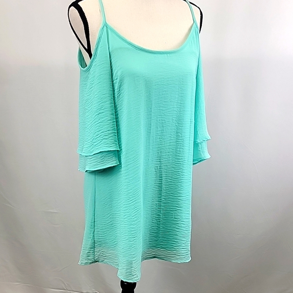 Aqua Cold Shoulder Top Women's Yetts Size Medium
